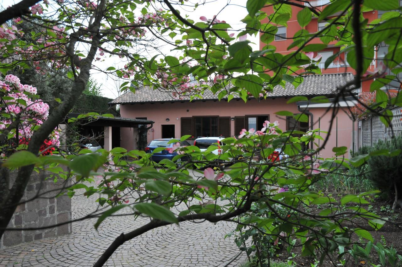 3Per3 Bed & Breakfast Busto Arsizio Dış mekan fotoğraf