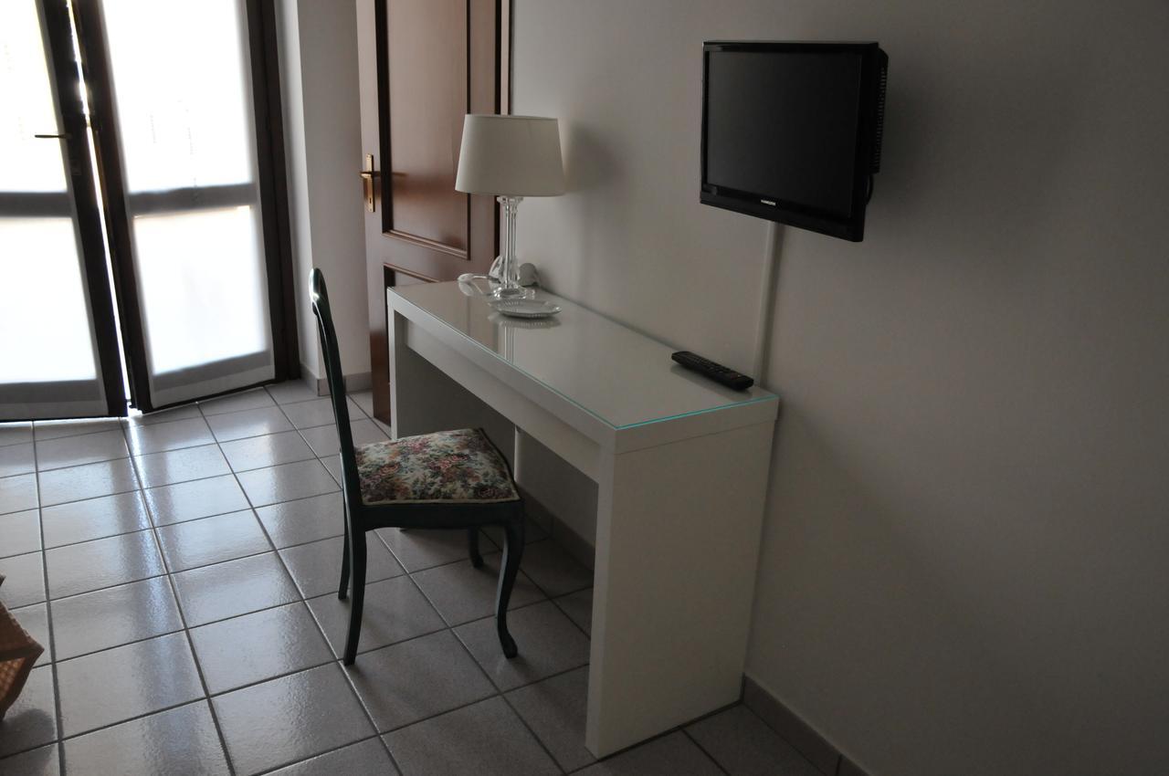 3Per3 Bed & Breakfast Busto Arsizio Dış mekan fotoğraf